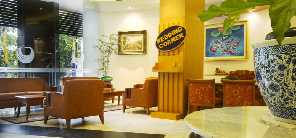 Hotel Bisanta Bidakara Tunjungan Surabaya Esterno foto