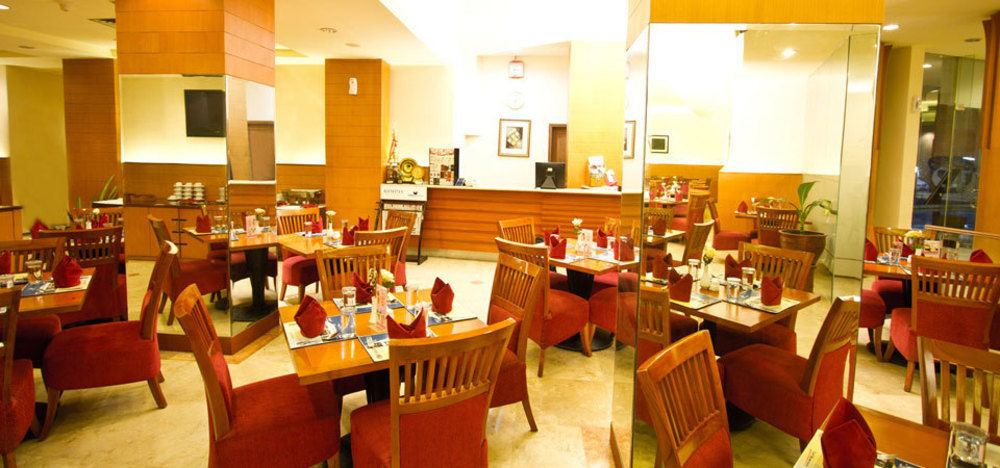 Hotel Bisanta Bidakara Tunjungan Surabaya Esterno foto