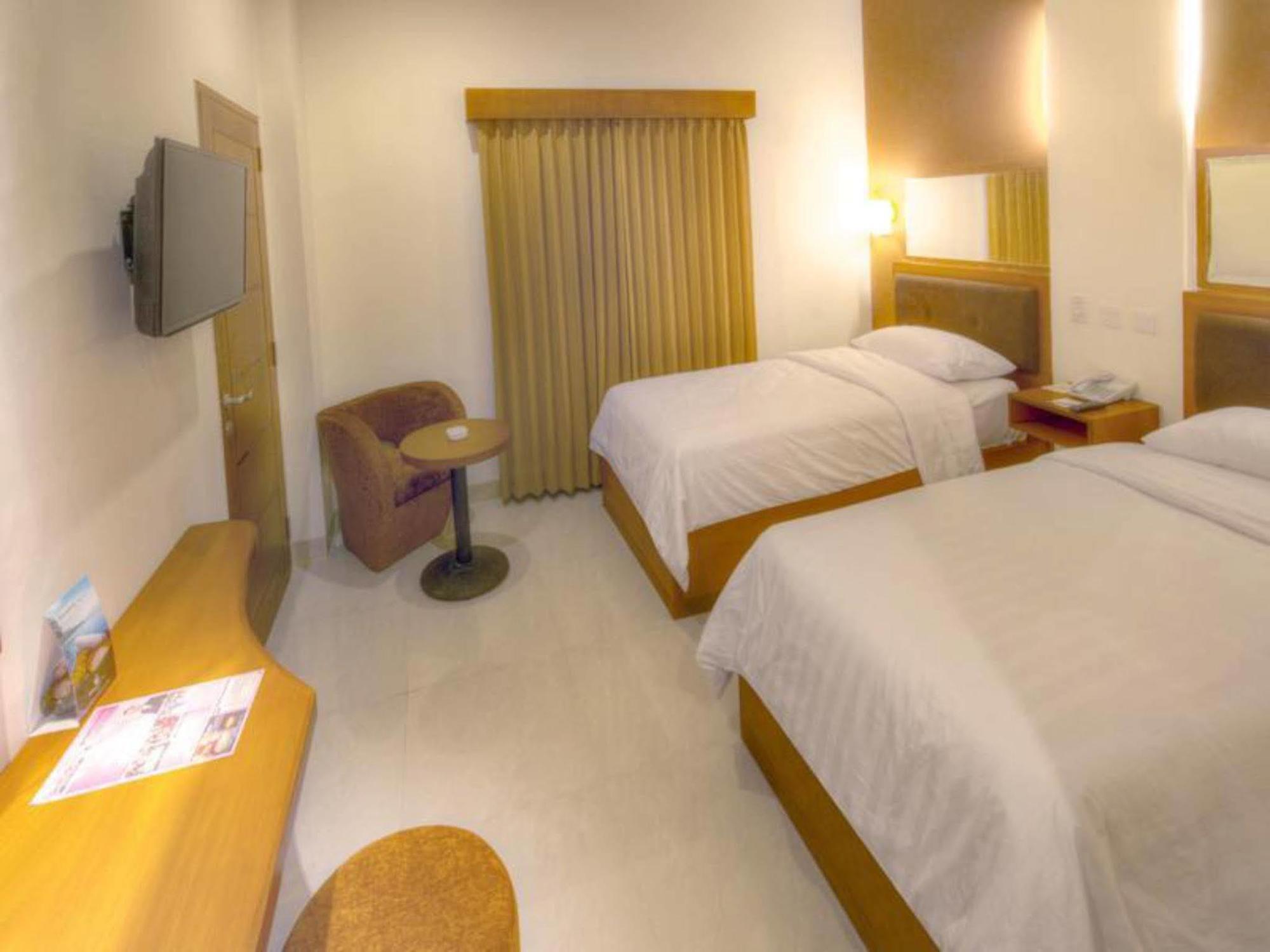 Hotel Bisanta Bidakara Tunjungan Surabaya Esterno foto