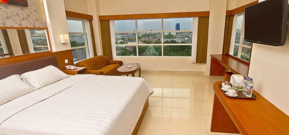 Hotel Bisanta Bidakara Tunjungan Surabaya Esterno foto